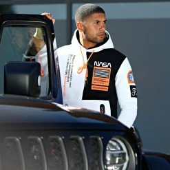 Nouveau ❤️ Sweat Capuche Nasa Half Limited Edition Noir Blanc Détails Orange Fluo de Final Club ❤️ -Final Club Soldes final club 236667 FINAL 535 TPDT 20210907T134933 06