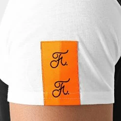 Remise ⭐ Tee 👚 Shirt Oversize Nasa Half Limited Edition 576 Noir Blanc de Final Club ⌛ -Final Club Soldes final club 264377 FINAL 576 20210720T143646 03