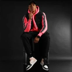 Offres ❤️ Sweat Capuche Premium A Bandes 725 Rose Fluo de Final Club ✨ -Final Club Soldes final club 280363 FINAL 725 20211027T111105 05