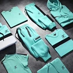 Coupon ⭐ Sweat Capuche Tricolore Avec Broderie 747 Blanc Bleu Pastel de Final Club 😉 -Final Club Soldes final club 280365 FINAL 747 20220114T123927 05