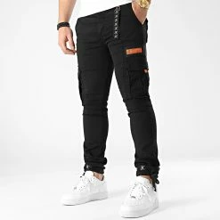 Remise 🔥 Pantalon Cargo Skinny Fit 718 Noir de Final Club 🛒 -Final Club Soldes final club 287221 FAB FINAL 718 20220204T084916 04