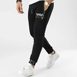 Le moins cher 😍 Pantalon Jogging Nasa Final Edition Noir Blanc Détails Or de Final Club 🔥 -Final Club Soldes final club 290293 FINAL 817 20220121T153411 03