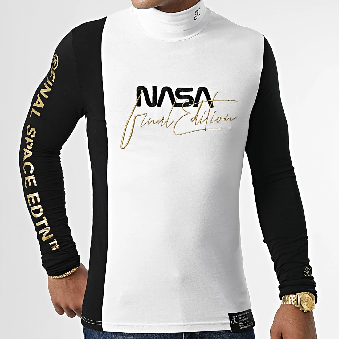 De gros 🛒 Tee 👚 Shirt Col Roulé Manches Longues Final Edition 845 Noir Blanc Détails Or de Final Club 🔔 3 De gros 🛒 Tee 👚 Shirt Col Roulé Manches Longues Final Edition 845 Noir Blanc Détails Or de Final Club 🔔