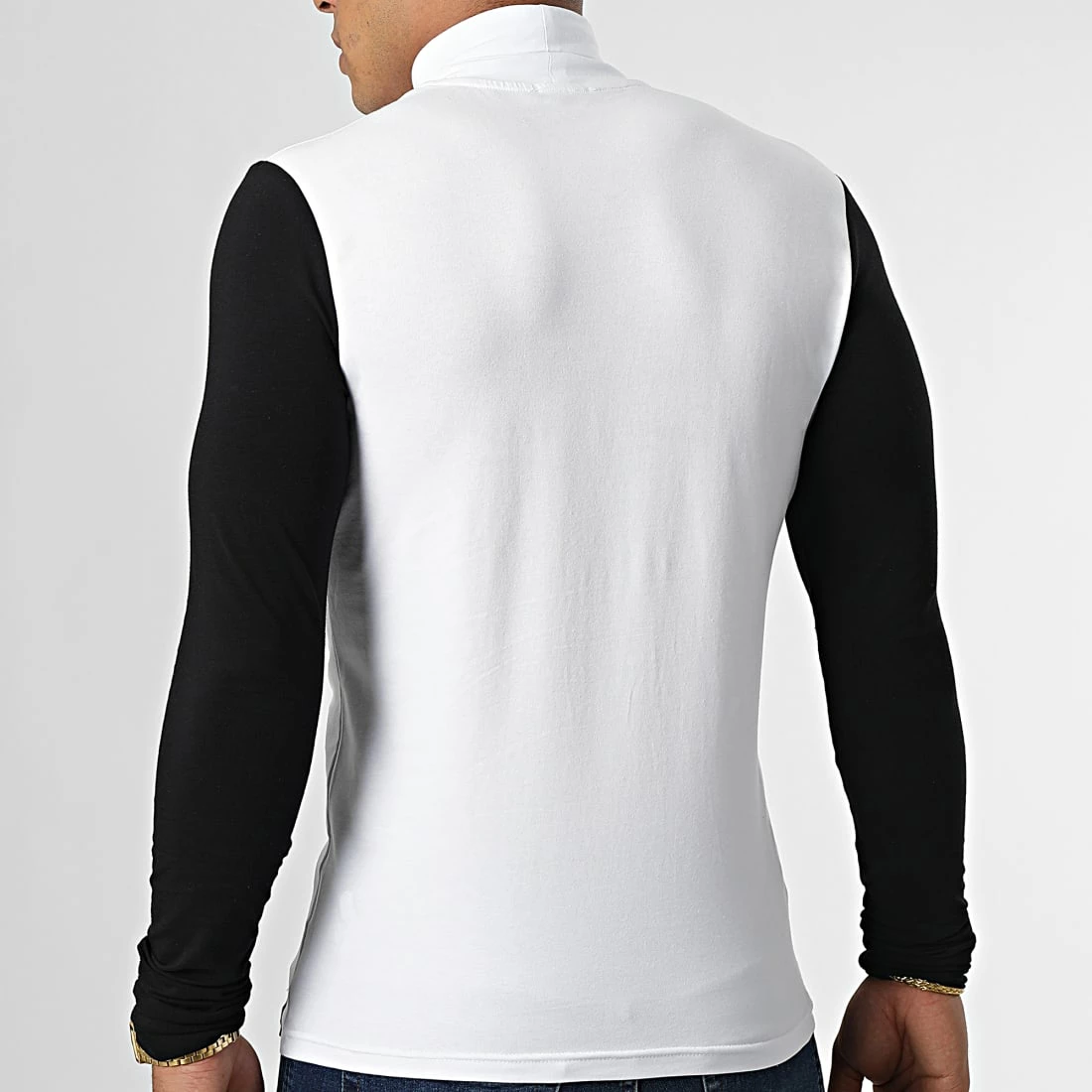 De gros 🛒 Tee 👚 Shirt Col Roulé Manches Longues Final Edition 845 Noir Blanc Détails Or de Final Club 🔔 6 De gros 🛒 Tee 👚 Shirt Col Roulé Manches Longues Final Edition 845 Noir Blanc Détails Or de Final Club 🔔 – Image 4