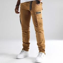 De gros 🤩 Pantalon Cargo Skinny Fit 944 Camel de Final Club 😉