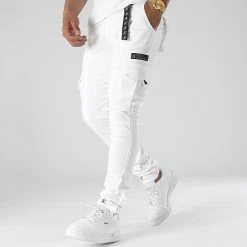 Coupon ✨ Pantalon Cargo Skinny Fit 945 Blanc de Final Club 🔔 -Final Club Soldes final club 304435 FAB FINAL 945 20220505T154739 04