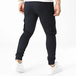 Sortie 🔔 Pantalon Cargo 869 Bleu Marine de Final Club 🧨 -Final Club Soldes final club 315302 FINAL 869 20220609T150147 04