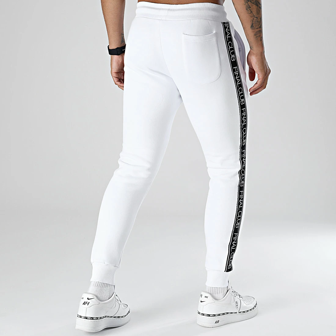 Vente flash 🎉 Pantalon Jogging A Bandes et Broderie 999 Blanc de Final Club 🔥 5 Vente flash 🎉 Pantalon Jogging A Bandes et Broderie 999 Blanc de Final Club 🔥 – Image 4