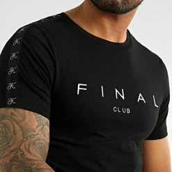 Offres 🌟 Tee 👕 Shirt A Bandes Logo Premium Fit 1005 Noir de Final Club 🔔 -Final Club Soldes final club 319552 FINAL 1005 20220914T111226 03