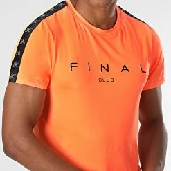 Meilleur prix 🥰 Tee 👕 Shirt A Bandes Logo Premium Fit 1009 Orange Fluo de Final Club ❤️ -Final Club Soldes final club 319647 FINAL 1009 20220805T150747 02
