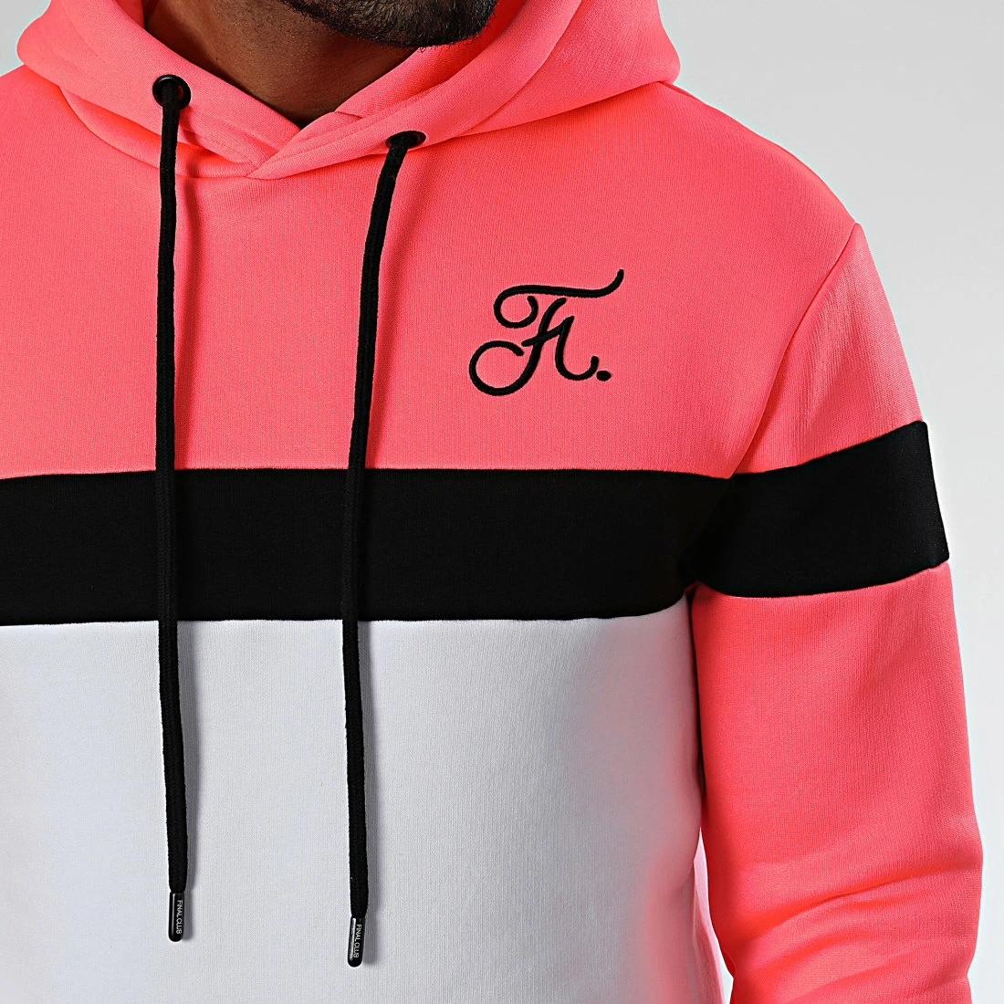 Acheter 🔔 Sweat Capuche Tricolore Avec Broderie 1026 Blanc Rose Fluo de Final Club 🧨 4 Acheter 🔔 Sweat Capuche Tricolore Avec Broderie 1026 Blanc Rose Fluo de Final Club 🧨 – Image 2